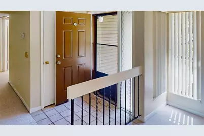 7 Surrey Court, Palm Coast, FL 32137 - Photo 3