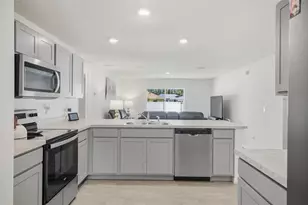 38 Pretoria Ln, Palm Coast, FL 32164 - Photo 15