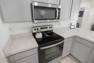 38 Pretoria Ln, Palm Coast, FL 32164 - Photo 17