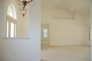 8 Eastland Ln, Palm Coast, FL 32164 - Photo 11