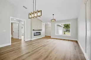 13 Fanshawe Ln, Palm Coast, FL 32137 - Photo 5