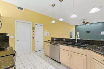 20 Woodford Lane, Palm Coast, FL 32164 - Photo 9