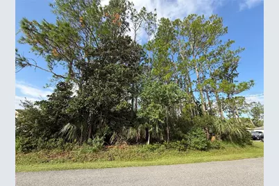 19 Lindberg Lane, Palm Coast, FL 32137 - Photo 5