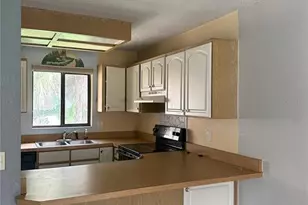 68 Point Pleasant Dr, Palm Coast, FL 32164 - Photo 3