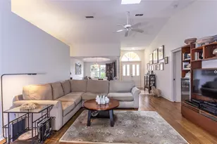 19 Waterford Pl, Palm Coast, FL 32164 - Photo 7