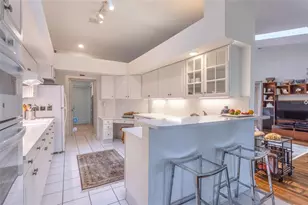 19 Waterford Pl, Palm Coast, FL 32164 - Photo 9