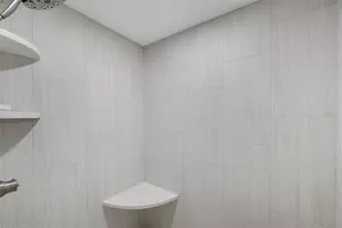 925 N Halifax Ave, Daytona Beach, FL 32118 - Photo 17