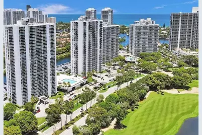 3675 N Country Club Drive #2110, Miami, FL 33180 - Photo 23