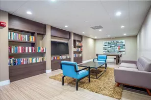 3675 N Country Club Dr, Miami, FL 33180 - Photo 13