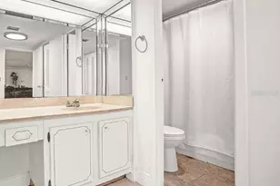 3675 N Country Club Dr, Miami, FL 33180 - Photo 27