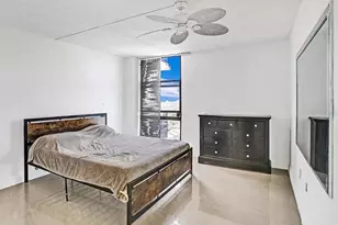 3675 N Country Club Dr, Miami, FL 33180 - Photo 7