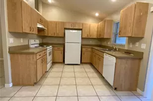 46 Rose Dr, Palm Coast, FL 32164 - Photo 5