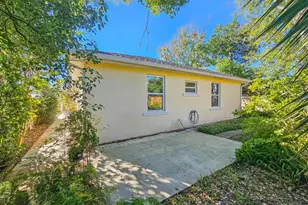 120 7th St, Daytona Beach, FL 32117 - Photo 9