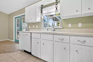 2803 Vista Palm Dr, Edgewater, FL 32141 - Photo 25