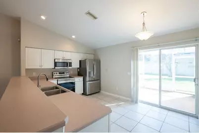 13 Buttonwood Lane, Palm Coast, FL 32137 - Photo 5