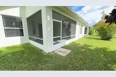 21 Raintree Circle, Palm Coast, FL 32164 - Photo 9