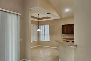 21 Raintree Cir, Palm Coast, FL 32164 - Photo 5