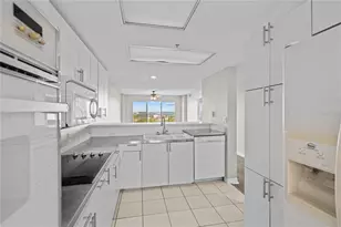 4 Oceans W Blvd, Daytona Beach, FL 32118 - Photo 5