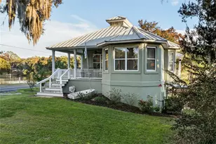 301 Saratoga Dr, Satsuma, FL 32189 - Photo 9