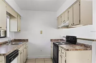 713 SW 69th St, Gainesville, FL 32607 - Photo 9