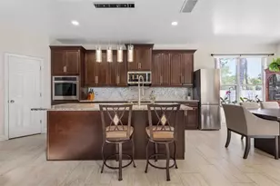 38 Brewster Ln, Palm Coast, FL 32137 - Photo 5