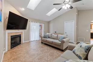109 Sea Duck Cir E, Daytona Beach, FL 32119 - Photo 3
