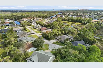 9 Cayuga Court, Palm Coast, FL 32137 - Photo 11