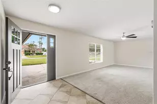 7 Beechwood Ln, Palm Coast, FL 32137 - Photo 9