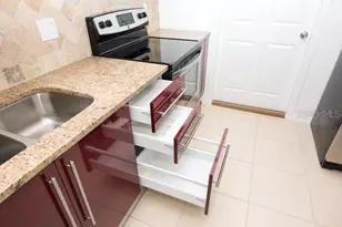 4 Buffalo Meadow Ln, Palm Coast, FL 32137 - Photo 7