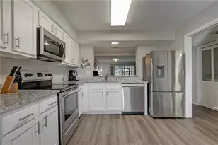 7864 Playa Del Rey Ct, Jacksonville, FL 32256 - Photo 5