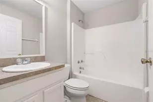 19 Port Royal Dr, Palm Coast, FL 32164 - Photo 25