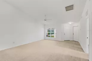 6 Plateau Pl, Palm Coast, FL 32137 - Photo 7