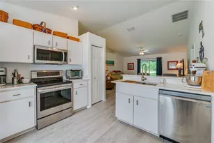 49 Felshire Ln, Palm Coast, FL 32137 - Photo 17