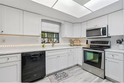 812 Sugar House Boulevard, Port Orange, FL 32129 - Photo 9