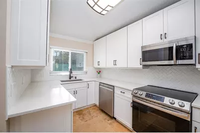 323 N 10th Street, Flagler Beach, FL 32136 - Photo 11