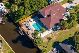 323 N 10th St, Flagler Beach, FL 32136 - Photo 5