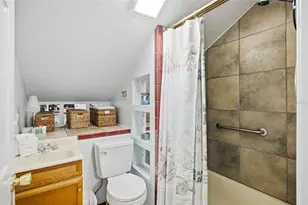 305 N 6th St, Flagler Beach, FL 32136 - Photo 17