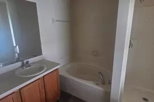 10 Whittlesey Ln, Palm Coast, FL 32164 - Photo 9