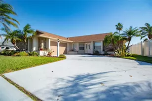 20 Coconut Ct, Palm Coast, FL 32137 - Photo 5