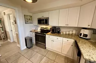 404 S Beach St, Daytona Beach, FL 32114 - Photo 9