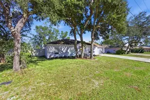 8 Rolling Fern Pl, Palm Coast, FL 32164 - Photo 3