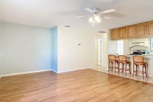 11 Clermont Ct, Palm Coast, FL 32137 - Photo 7