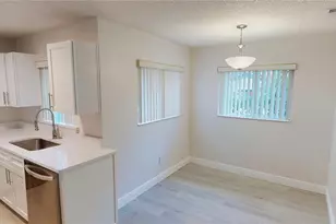 14 Wellshire Ln, Palm Coast, FL 32164 - Photo 9