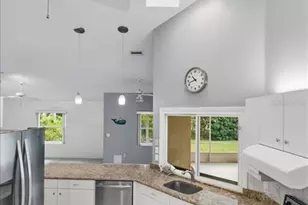 16 Woodlyn Ln, Palm Coast, FL 32164 - Photo 15