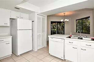 36 Fairways Cir, Palm Coast, FL 32137 - Photo 15