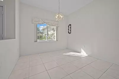 28 Cedar Point Drive, Palm Coast, FL 32164 - Photo 9