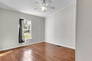 141 Cherokee Dr, Interlachen, FL 32148 - Photo 11