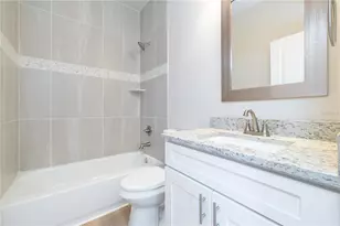 39 Regent Ln, Palm Coast, FL 32164 - Photo 13