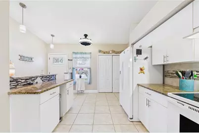 1031 Grand Hickory Circle, Daytona Beach, FL 32117 - Photo 17