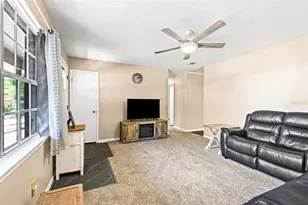 1040 Jocelin Rd, Pensacola, FL 32506 - Photo 9